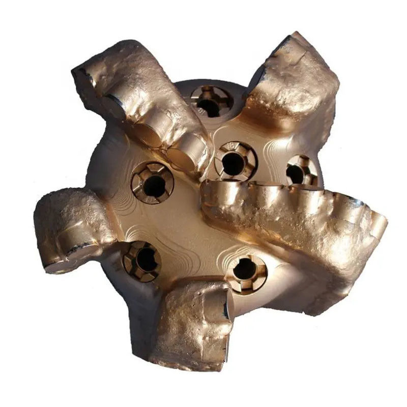 6 3/4 (171,4 mm) Niedrige Abrasivität PDC Bohrstücke Matrix Iadc Code für PDC-Bits