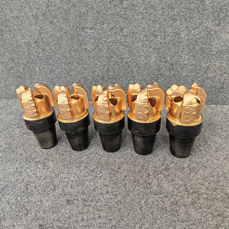 4 3/4 (120.6mm) Stahlkörper Wasserbrunnen PDC Bits Abmessungsstruktur mit API-Verbindung
