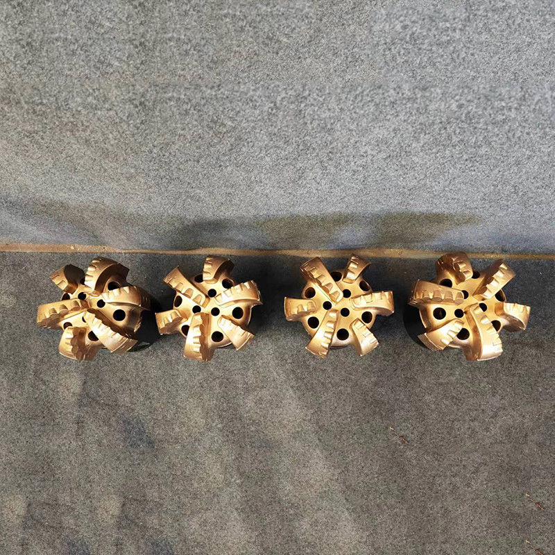 15 1/2 (393.7mm) Maßgeschneiderter Showroom Standort Ölfeld Wasserbrunnen PDC Bits Langlebig