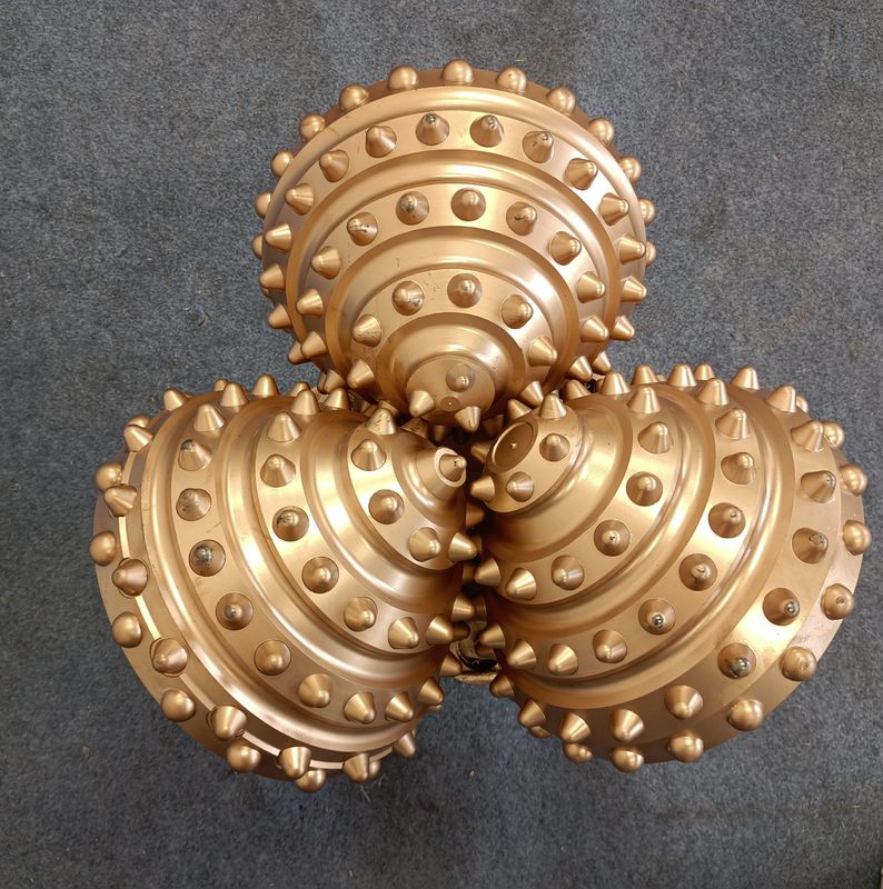 20 (508 mm) Langlebigkeit Tricone Bohrstücke Tricone Rock Bit für Ölquellen und Kohlebergbau