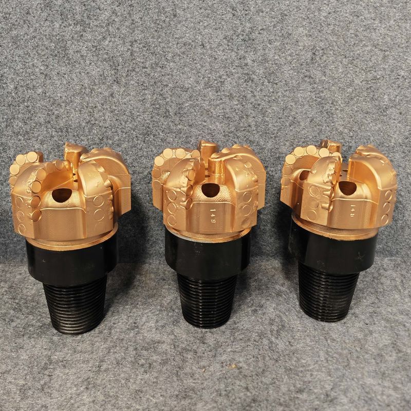 5 7/8 Zoll mit 3 1/5REG 6 Klingen Geologische Bohrung Stahlkörper PDC Bit