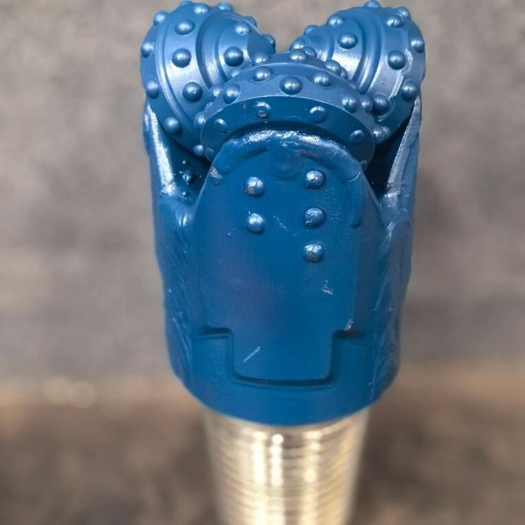 5.5 Zoll IADC637 Horizontale Richtungsbohrung Tricone Felsbohrer für harte Formation