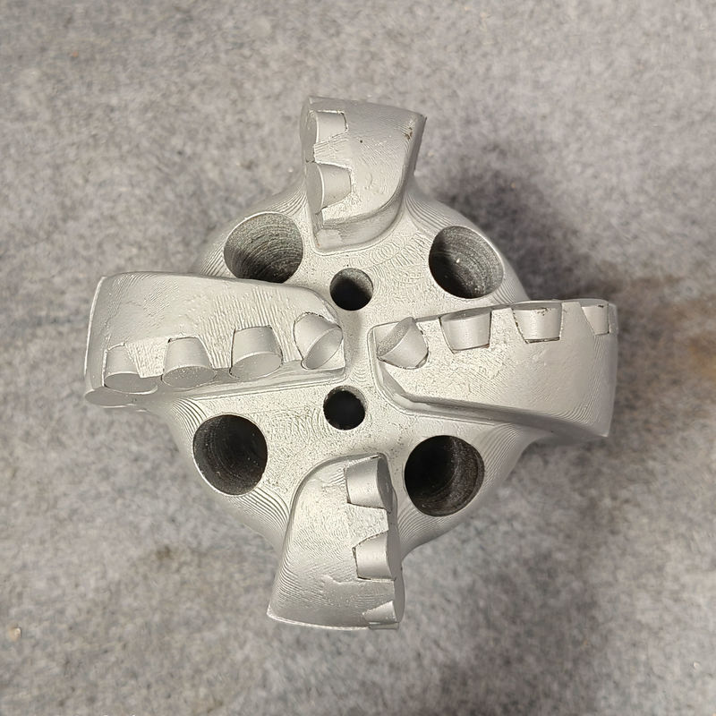 Hartmetall-Stahl PDC-Bohrer mit Festschneiden-Design und 146 mm-4 Flügel für Wasserbohrungen