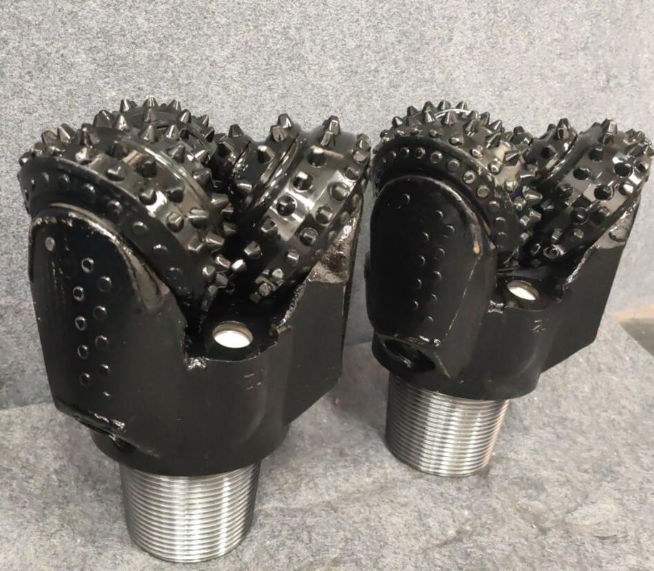 Tricone-Rollerbits für Kieselsteine Terrain Thread Typ 2 3/8 Reg bis 7 5/8 Reg Horizontale Richtungsbohrung