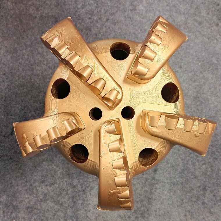 Diamant 98mm 3 Blade Pdc Bogenwinkel Bohrer für Wasserbrunnen
