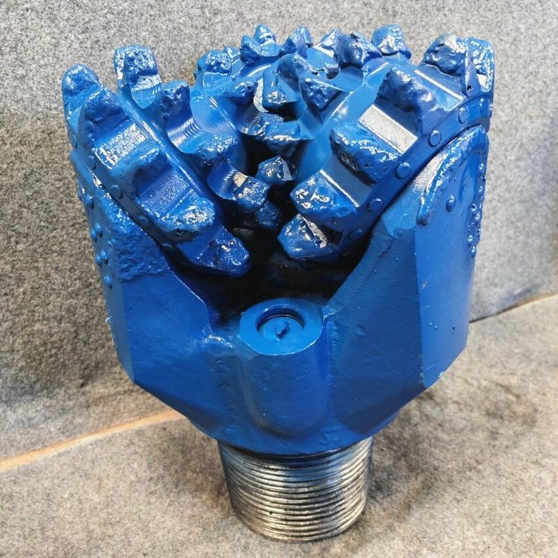 Kohlenstoffstahl Tricone Rock Bit Three Cone Roller Bits Rock Drill Wasserbrunnen Bauindustrie