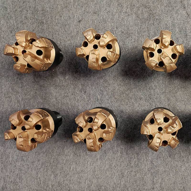89mm 5 PDC Bohrstücke Design für weiche bis mittelschaffe Formationen in Bergbauanwendungen anpassen
