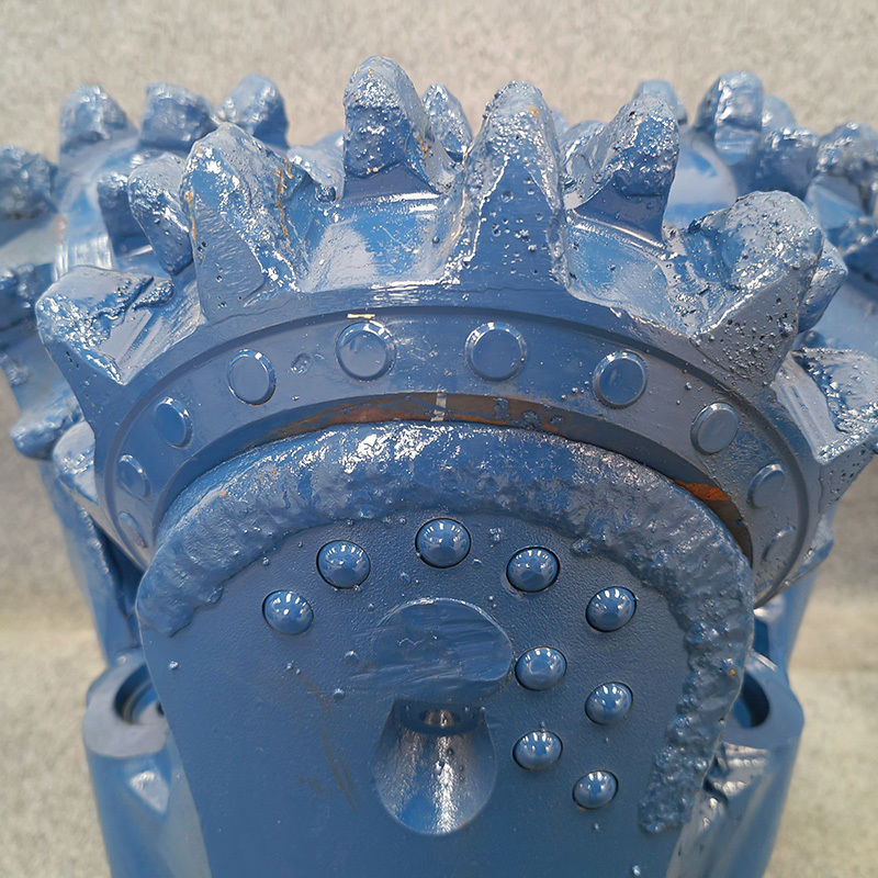 Journal / Trikone-Bohrgerät mit Rollen für langlebige Wasserbrunnen und Felsbohrungen